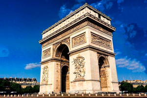 L'Arco di Trionfo di Parigi